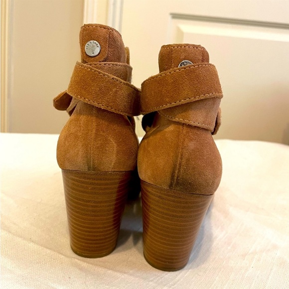 Rag & Bone, beige suede ankle boots, Size 9 - Picture 2 of 2